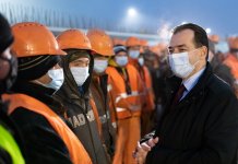 Verificarea, de către premierul Ludovic Orban, a stadiului lucrărilor șantierului Drumului Expres Craiova Pitești, Tronsonul 2