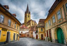 Sibiu intră în carantină începând de luni