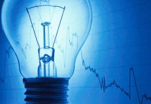 Guvernul îngheaţă veniturile, însă preţul la energie creşte cu 26%!