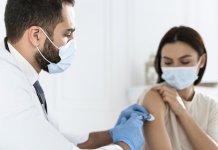 Opt centre de vaccinare cu 23 de puncte sunt organizate în prima fază în Capitală