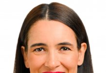 Clotilde Armand: Astăzi am avut o vizită la Primărie. Un grup de parlamentari PSD în frunte cu dna. Firea