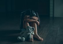 Comisia propune un pachet de măsuri pentru asigurarea respectării drepturilor copilului și sprijinirea copiilor aflați în dificultate