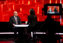 Cozmin Gușă, invitatul de marți, 13 aprilie, la “40 de întrebări cu Denise Rifai”