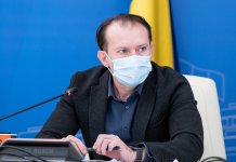 Briefing de presă susținut de premierul Florin Cîţu și ministrul muncii, Raluca Turcan, la finalul ședinței de guvern din 15 aprilie