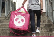 foodpanda introduce noi funcționalități în aplicație: comanda de grup, tips pentru livrator și secțiune de recompense pentru utilizatori