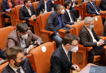 USR PLUS a votat pentru ca românii să-și poată cumpăra până la 1 septembrie 2023 vechime la pensie