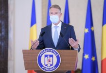 Klaus Iohannis: Din 15 mai, purtarea măștii nu va mai fi obligatorie în exterior, excepție făcând piețele, târgurile, stațiile de transport public