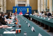 Participarea premierului Florin Cîțu la evenimentul de începere a lucrărilor pentru Programul Național de Suport destinat copiilor în contextul pandemiei COVID-19 – ”Din grijă pentru copii”
