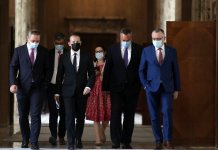 Briefing de presă susținut de premierul Florin Cîțu, ministrul Muncii, Raluca Turcan, ministrul Economiei, Claudiu Năsui, și secretarul de stat în MAI, Raed Arafat, la finalul ședinței de guvern din 9 iunie