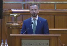 Deputatul PSD Ștefan Mușoiu a dat citirie moțiunii simple „Cristian Ghinea – de la ZERO la abis!” în plenul Camerei Deputaților