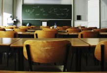 Comisia își intensifică acțiunile pentru un învățământ primar și secundar incluziv și de înaltă calitate
