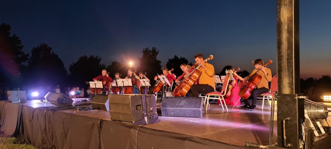 Violoncellissimo_open air_foto Virgil Oprina_1