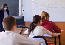Generaţia sub presiune, campania care prezintă problemele elevilor după un an şi jumătate de pandemie, începe azi la Observator 19