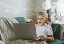 BestJobs: Doar 8% dintre părinți vor școală online pentru copiii lor anul acesta. Ceilalți nu exclud complet cursurile de la distanță, dar se tem de lacune în educație