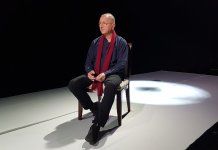 „Când intraţi dumneavoastră pe scenă, parcă intră mai mulţi!”