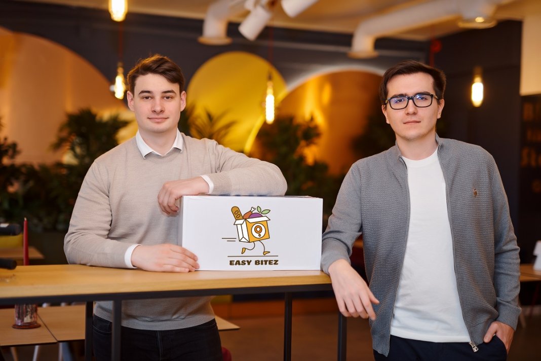 Vlad Camarasoiu & Luca Orita EasyBitez