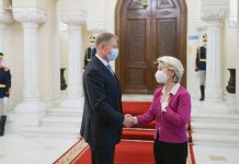 Îi mulțumesc Președintei Comisiei Europene, Ursula von der Leyen, pentru prezența sa în România, în aceste momente atât de dificile pentru întreaga regiune.