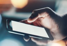 Noi norme în materie de roaming pentru călătorii din UE: „Roaming la tarife naționale” timp de încă 10 ani