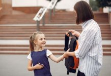 BestJobs: Schimbarile din noul an scolar dau peste cap planurile si bugetul parintilor. Multi si-au modificat concediul, sunt mai atenti la cheltuieli si chiar fac imprumuturi pentru a fi gata de scoala