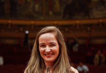 Violonista româncă Maria Marica câștigă Finala Concursului Internațional George Enescu 2022, Secțiunea Vioară, după un concert încununat de aplauze