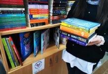Libris: 50 de biblioteci școlare vor primi cărți noi în CarteTeca 2022. Buget proiect: 250.000 lei