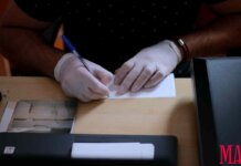 Muzeul Abandonului – Michael Jackson, copiii abandonati ai Romaniei si un document roz de arhiva