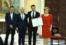 Echipa Observator Antena 1 care a transmis de pe frontul din Ucraina, premiată de Majestatea Sa Margareta şi Alteţa Sa Regală Principele Radu