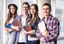 Comisia solicită susținerea masivă a facilitării educației digitale și a furnizării de competențe digitale