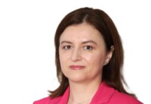Studiu: 70% dintre directorii financiari consideră accesul la rolul de CEO firesc, însă leadershipul, networkul şi viziunea globală sunt elemente critice