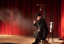 „KNOCKOUT. Dulcea știință de a face vânătăi”, spectacolul despre curajul femeilor într-o lume a bărbaților, revine pe scena Teatrului EXCELSIOR