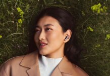 Bang & Olufsen lansează căștile Beo Grace în nuanța Honey Tone
