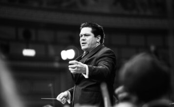 Muzică românească la Cabrillo Festival, în SUA, sub bagheta lui Cristian Măcelaru